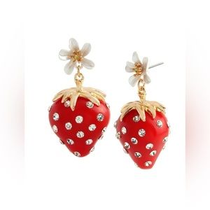 NWT 🍓💎 BETSEY JOHNSON 3D Clear Crystal Studded Drop Strawberry Earrings